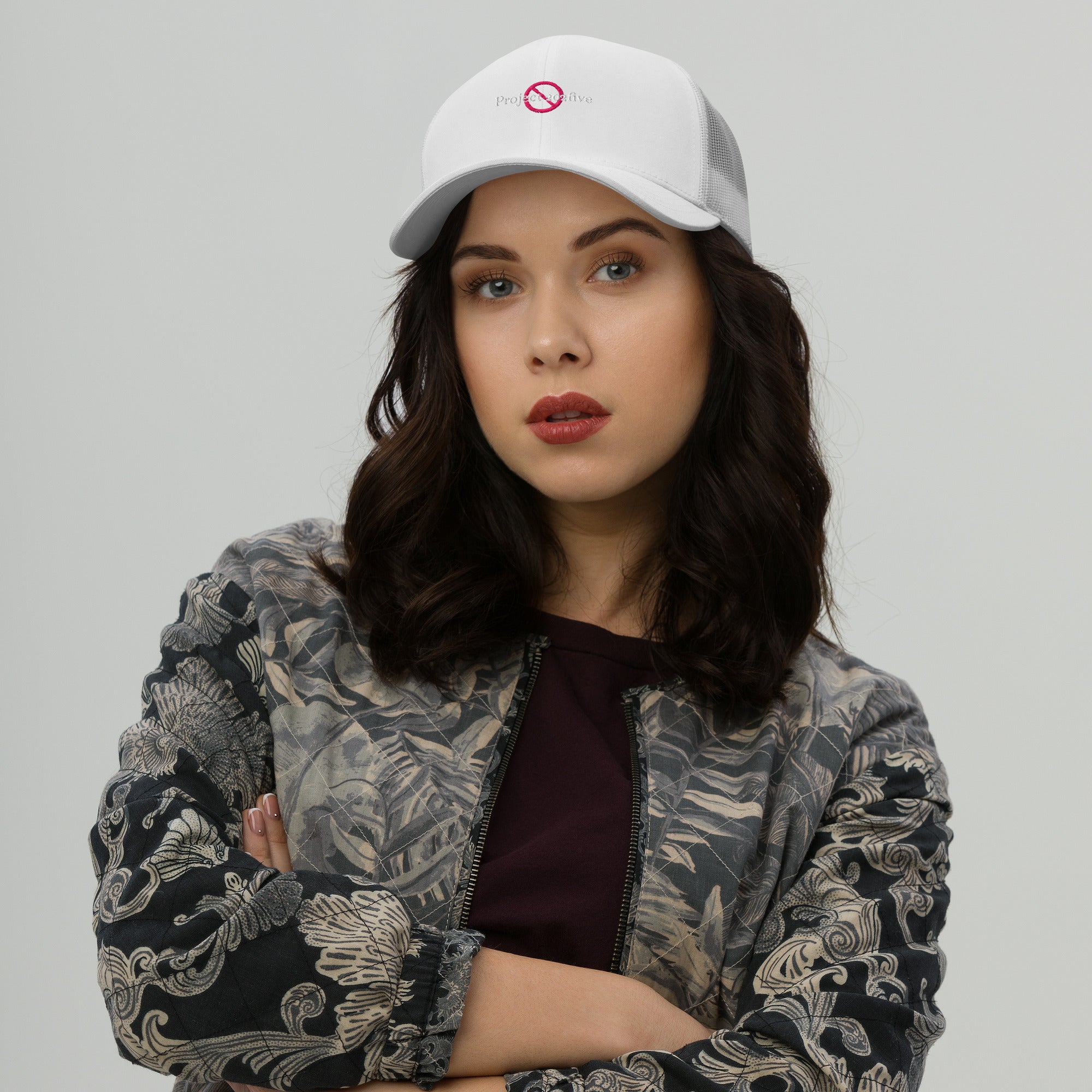 Project 2025 trucker cap with embroidered logo – multiple colors – DETOUR.STORE